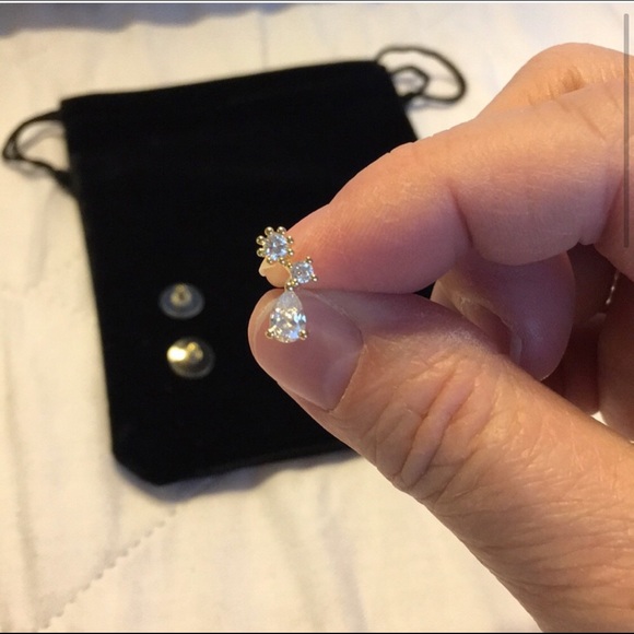 CZ Stud and Flutter Ear Crawler Brand New - Picture 4 of 8